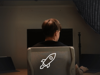 A deep dive into the creative rise, vision, challenges, and digital innovation shaping the journey of Anna Hickman as an independent creator in 2025.